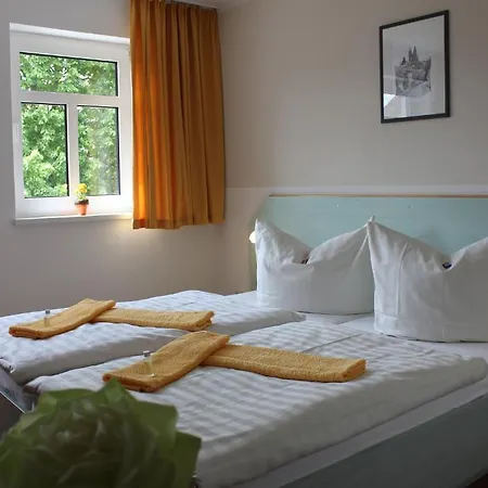 Lindenhof 3*