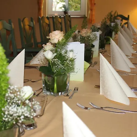 Hotel Lindenhof 3*